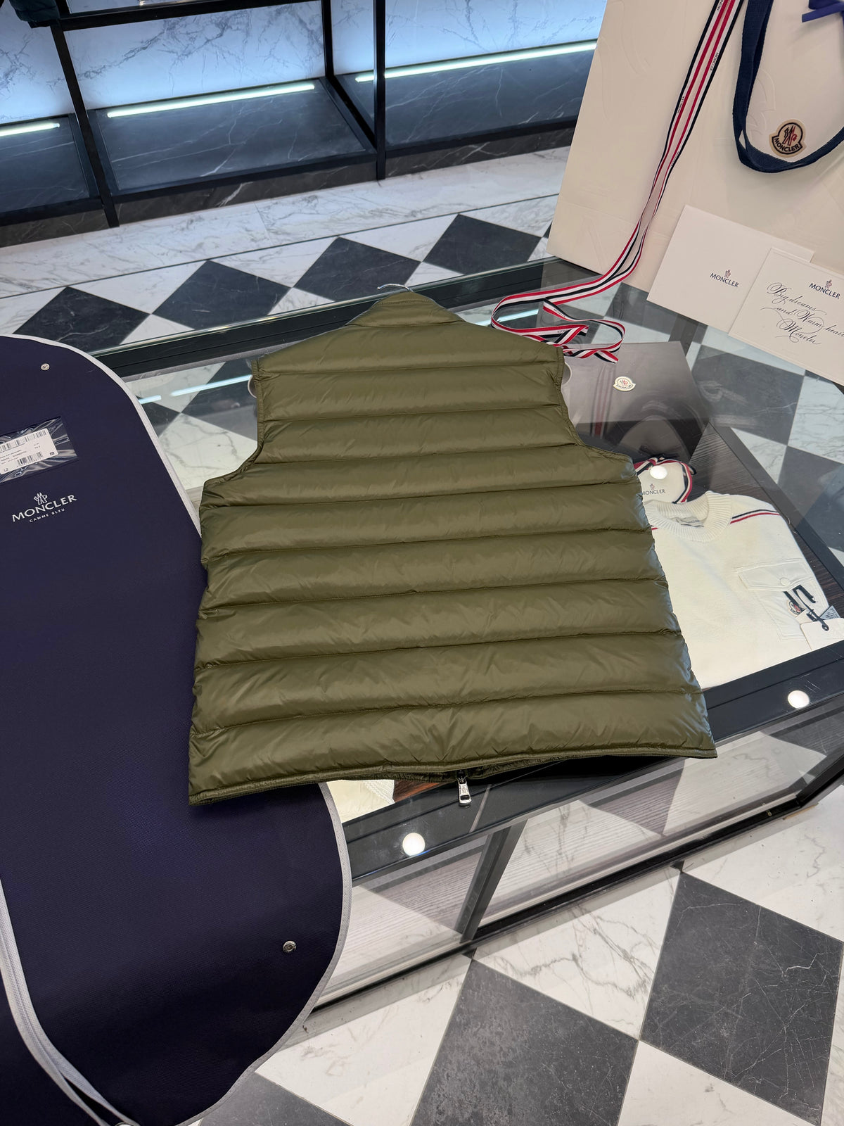 Gui down vest