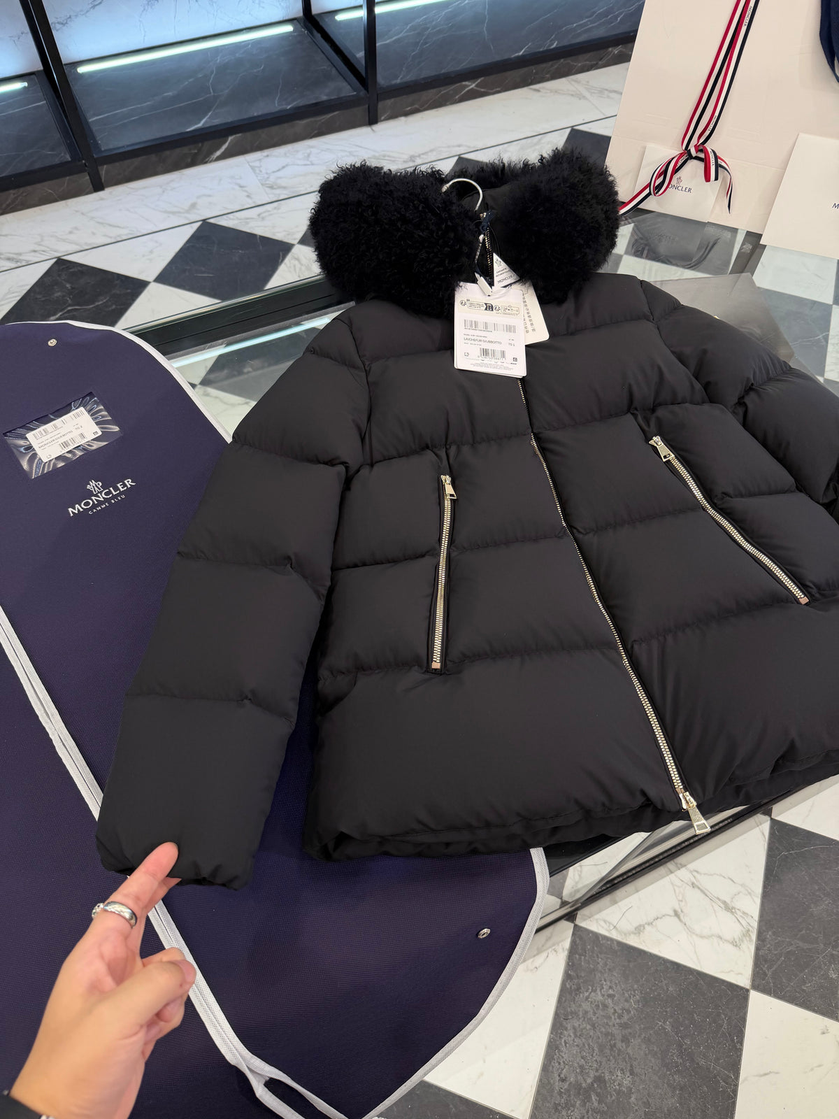 Laichefur cropped down jacket