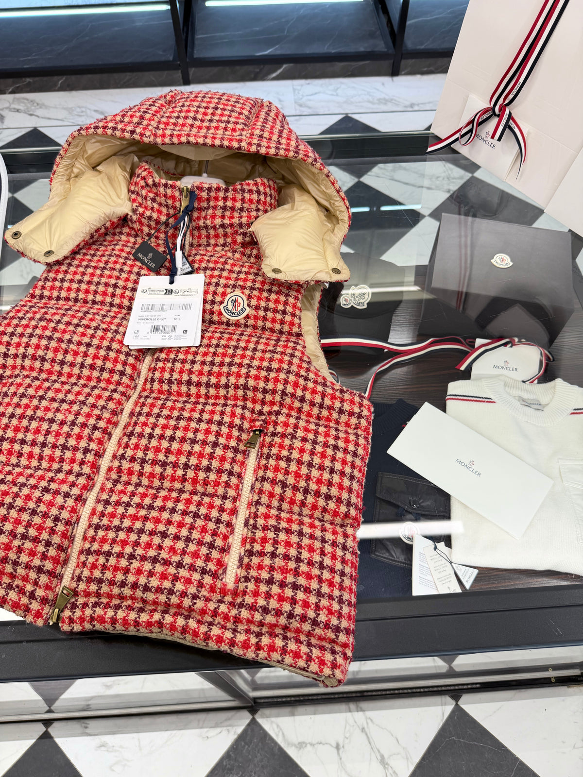 Niverolle down vest