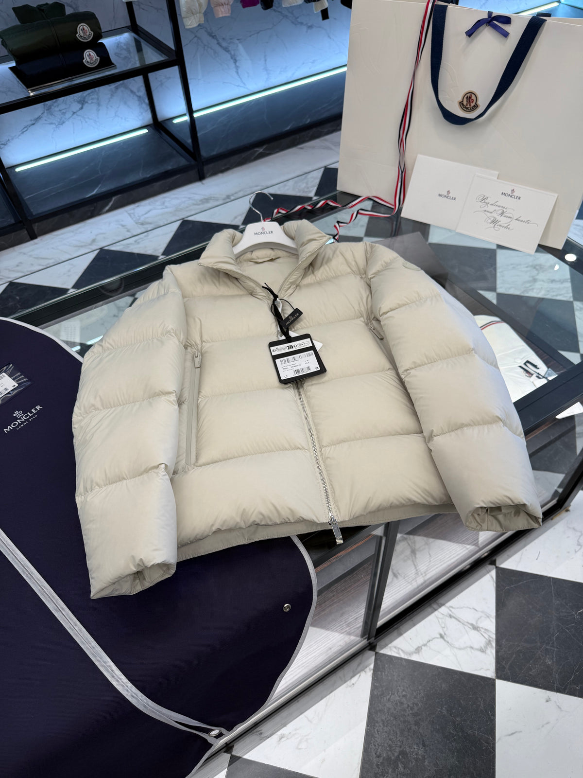 Tarn down jacket