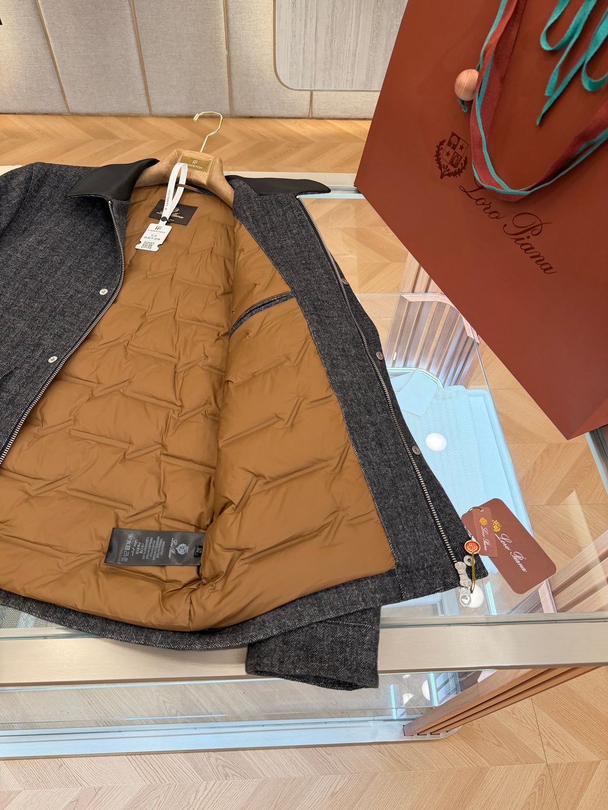 Leather collar down jacket