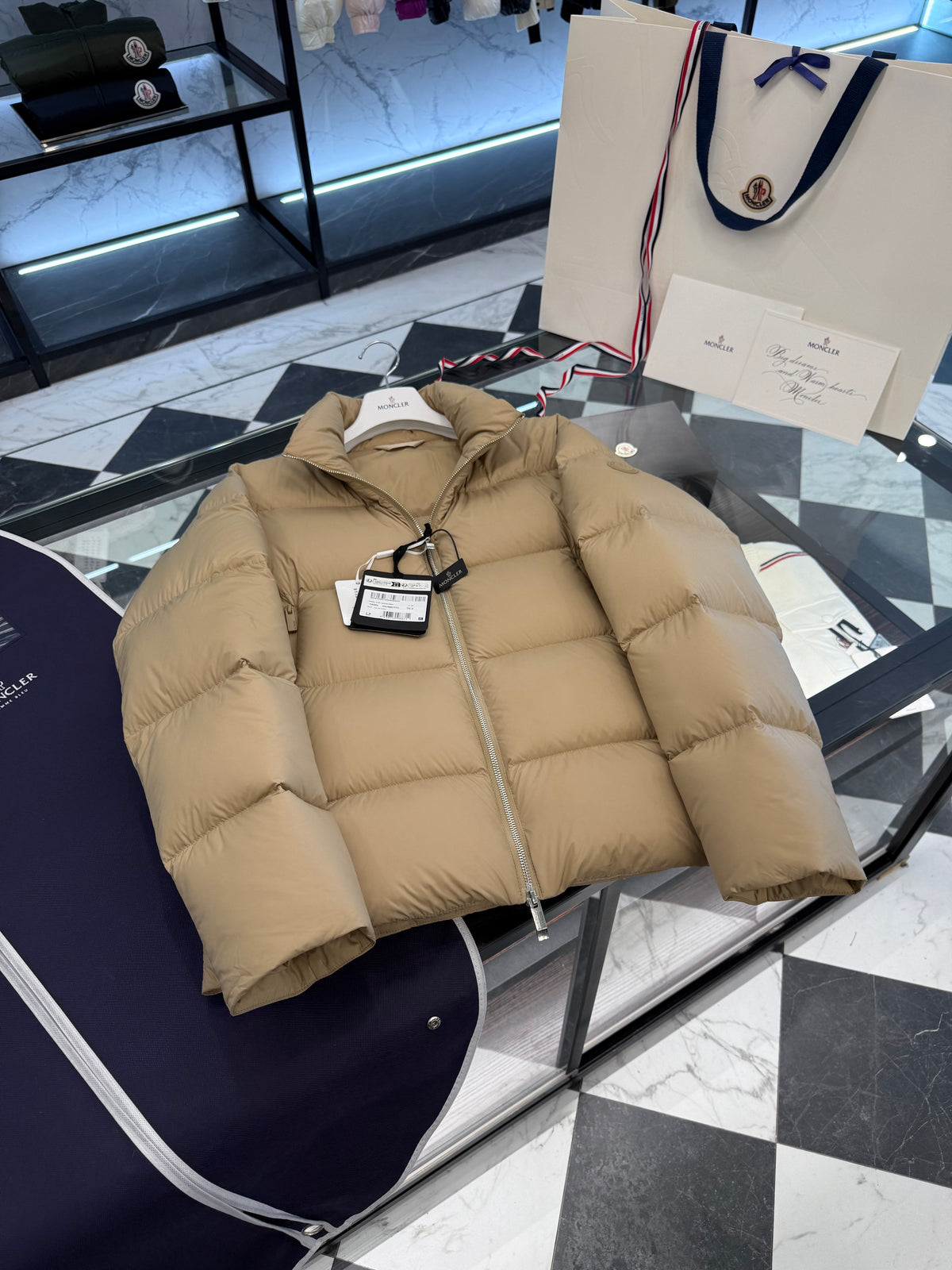 Tarn down jacket