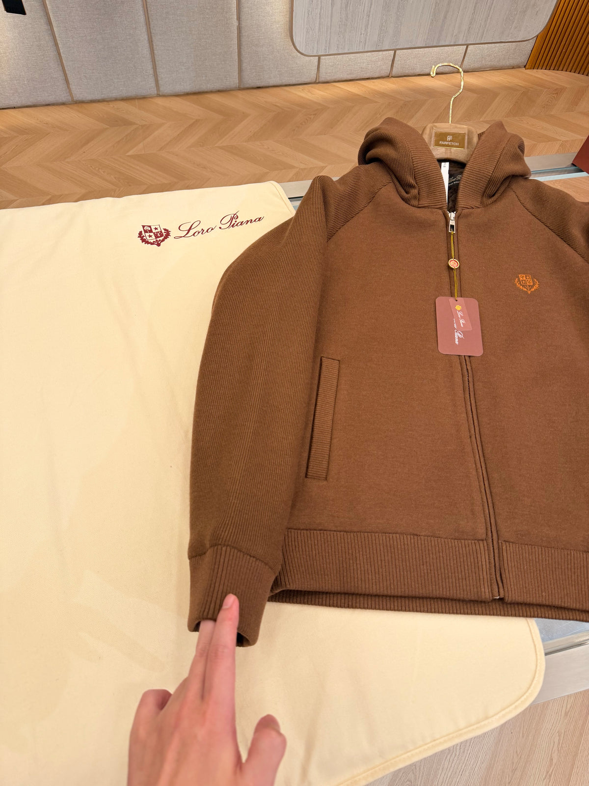 Vicuna zipper hoodie