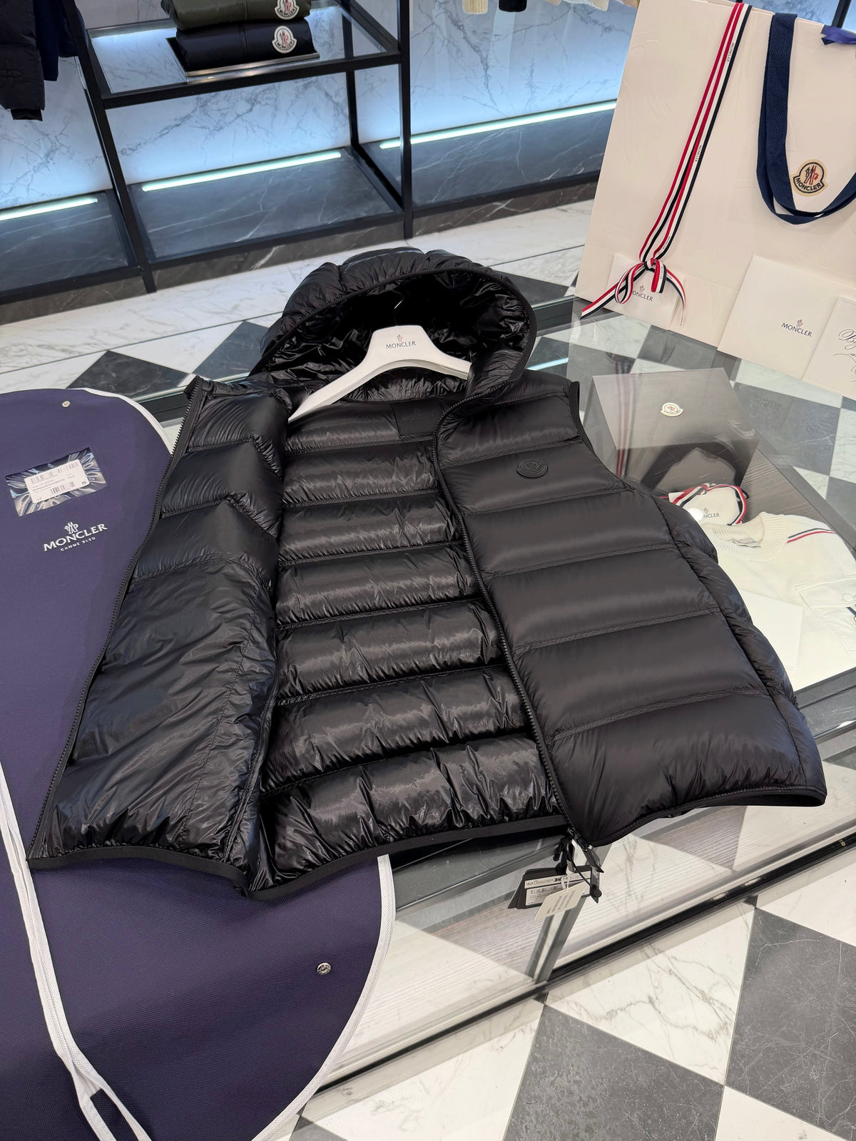 Panestrel down vest