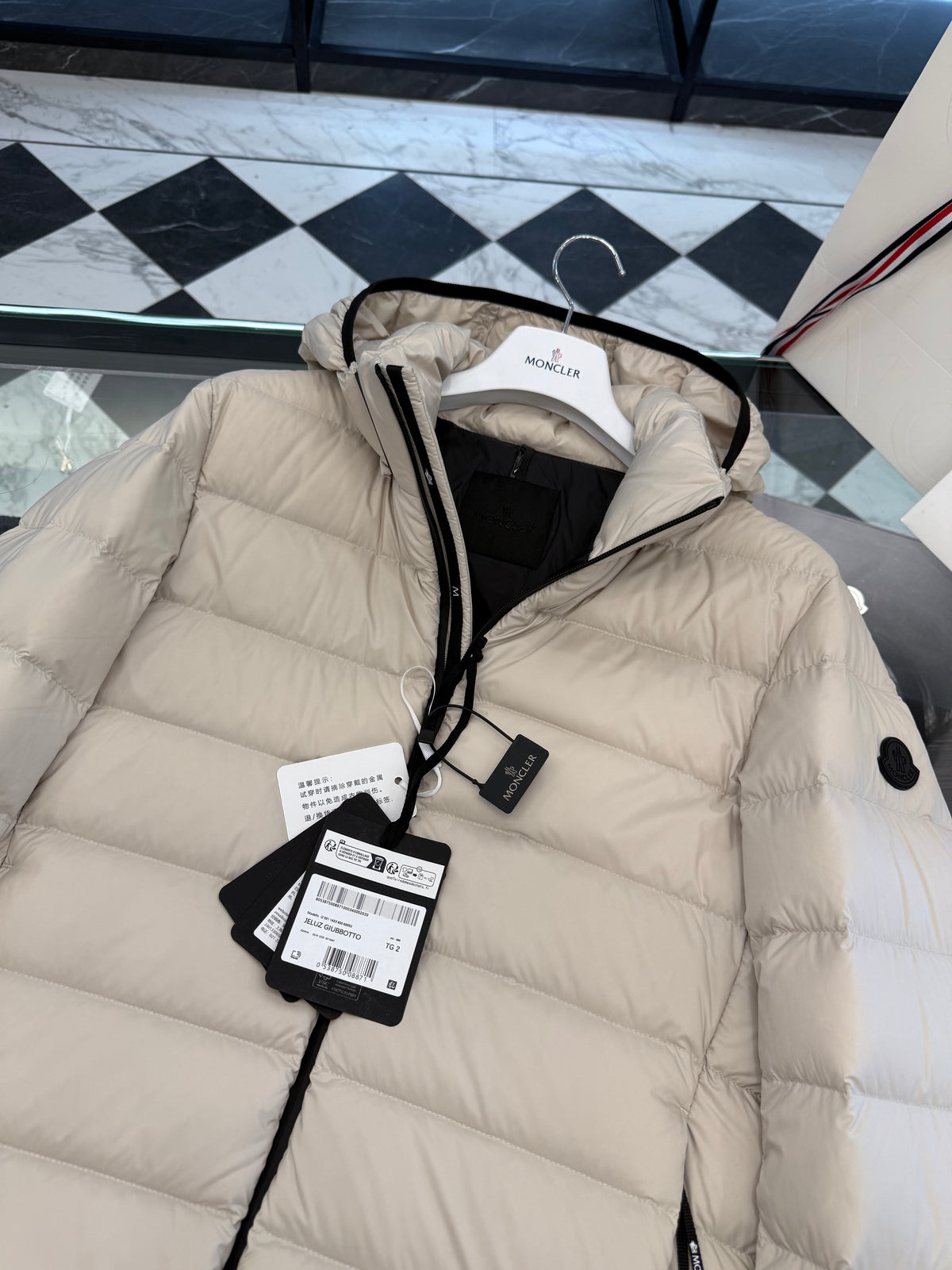Jeluz down jacket
