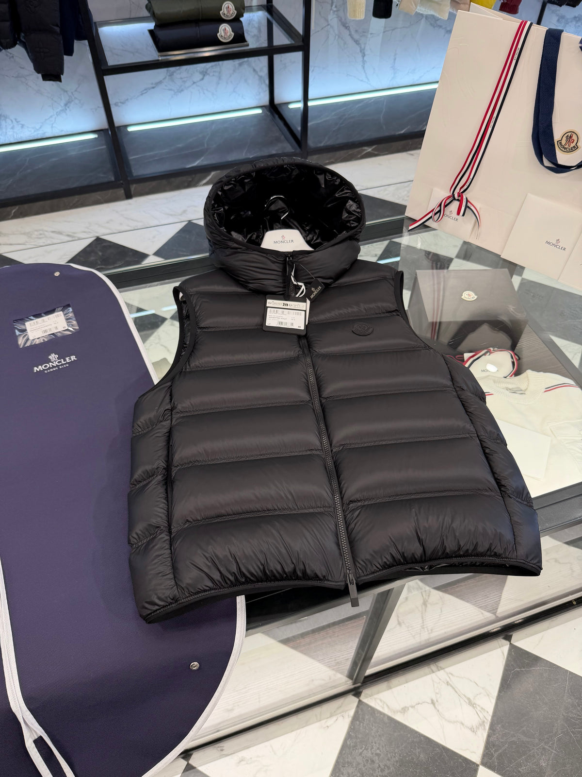 Panestrel down vest