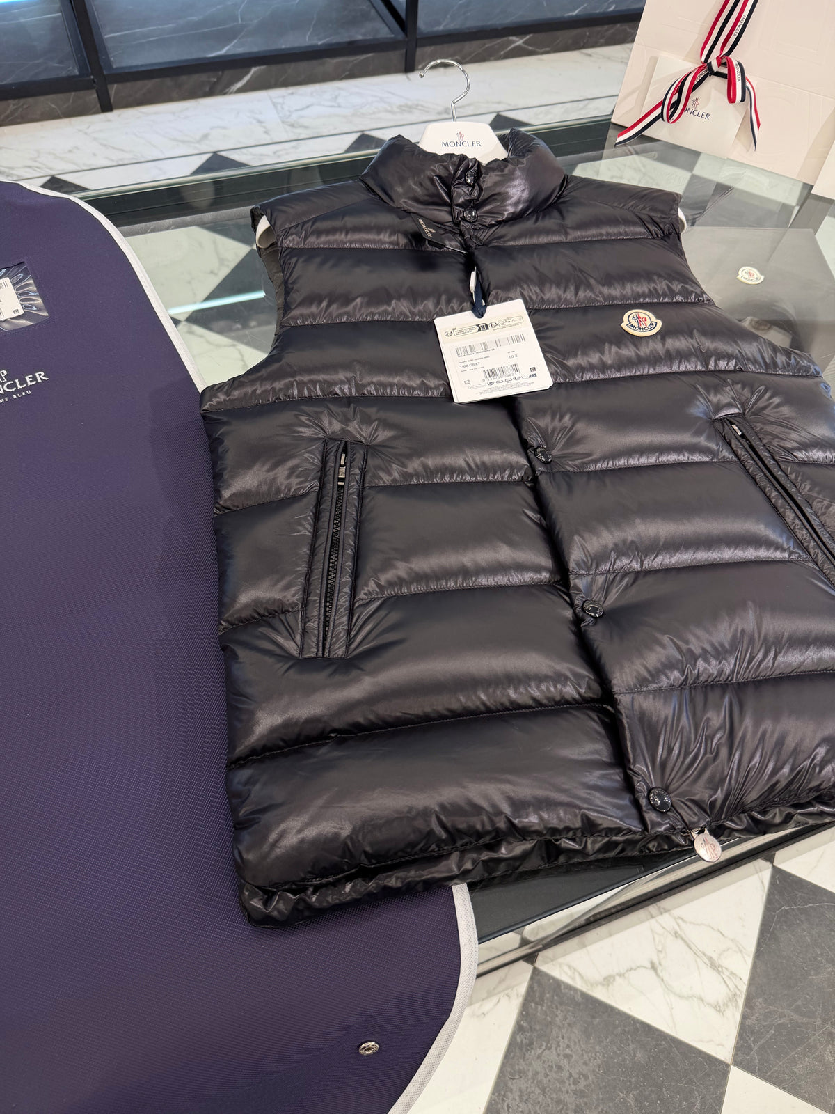 Tibb down vest