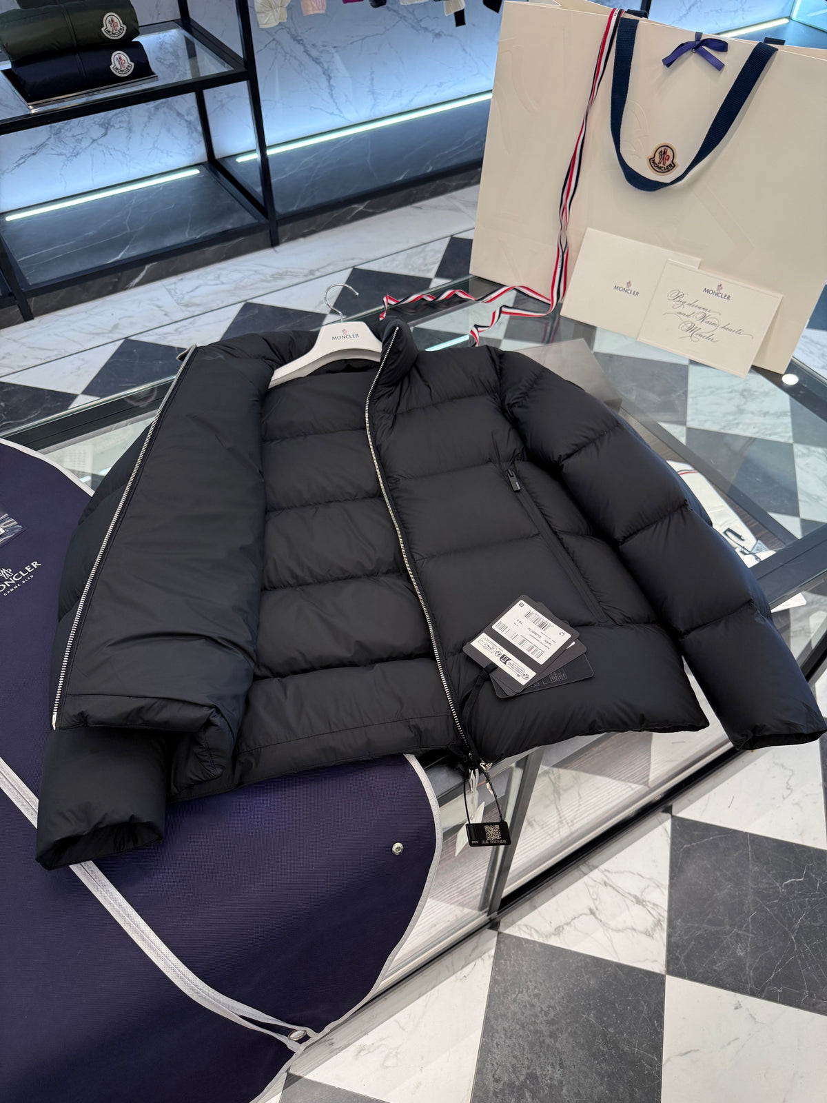 Tarn down jacket