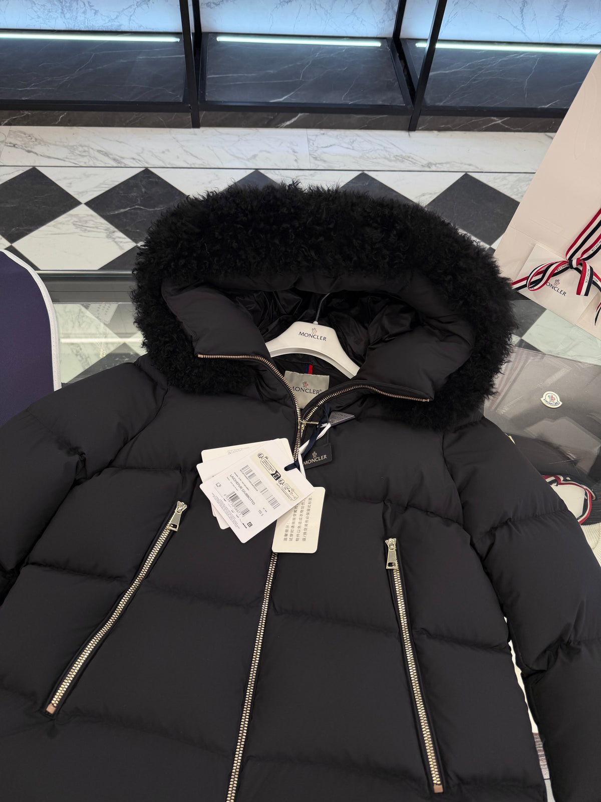 Laichefur cropped down jacket