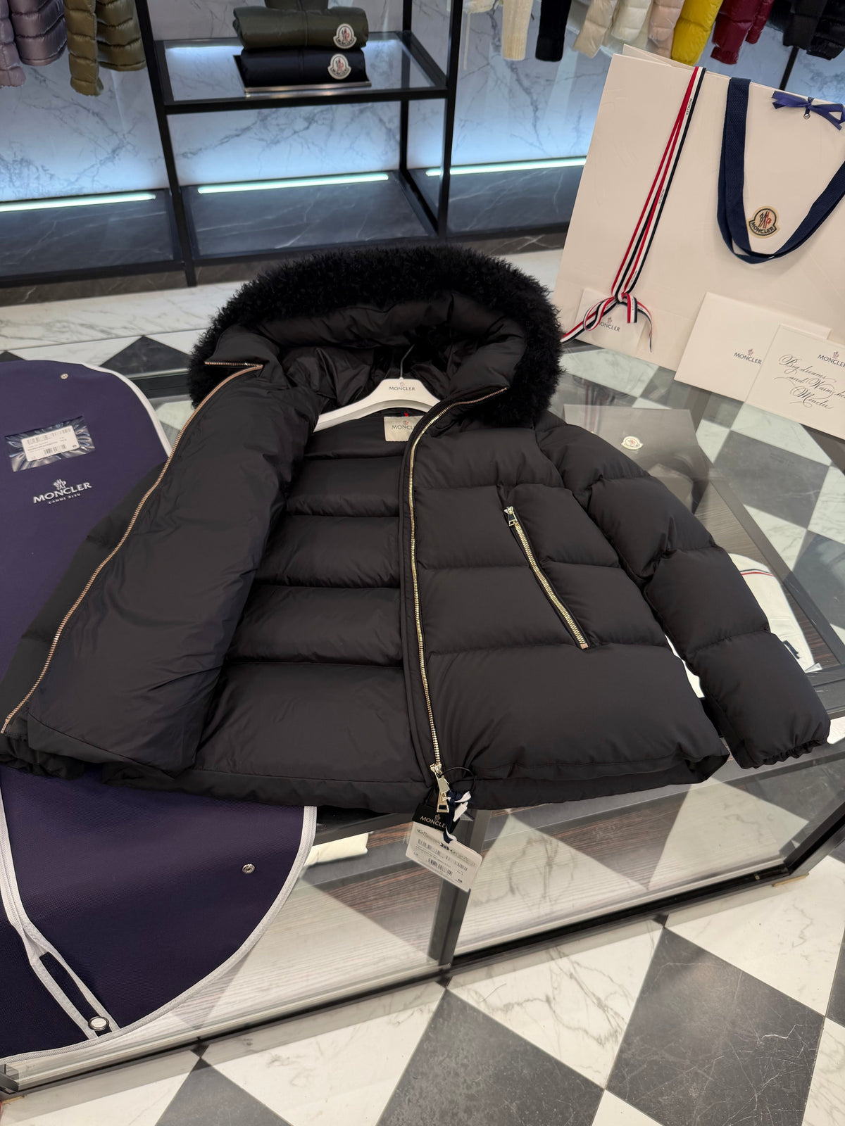 Laichefur cropped down jacket