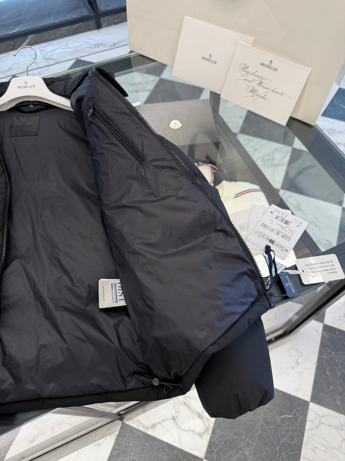 Calima down jacket