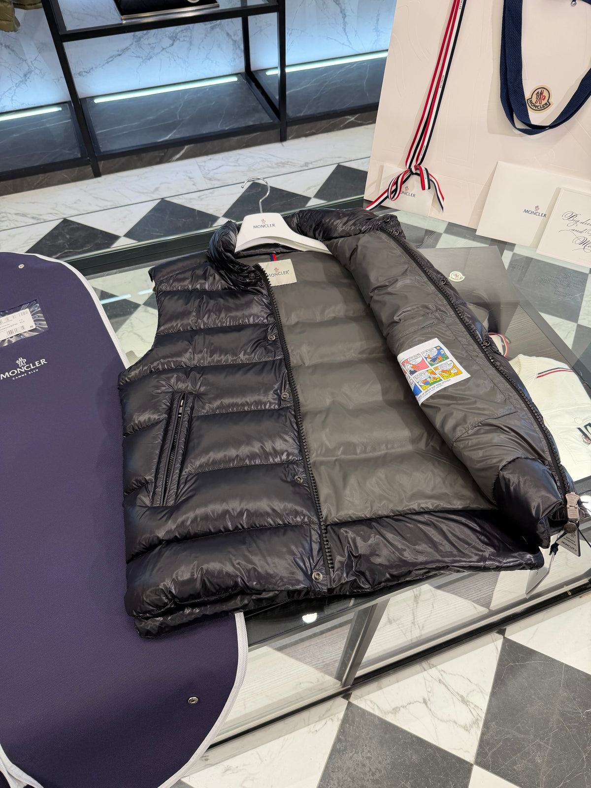 Tibb down vest