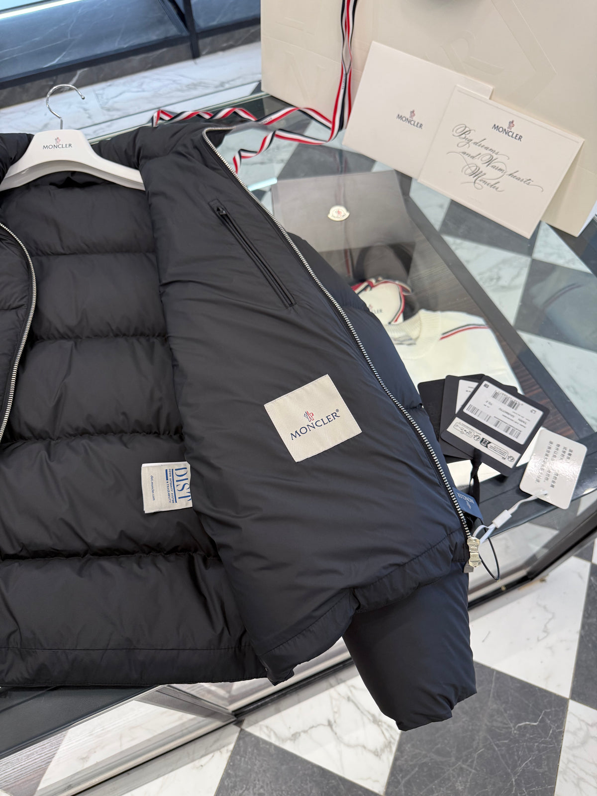 Tarn down jacket