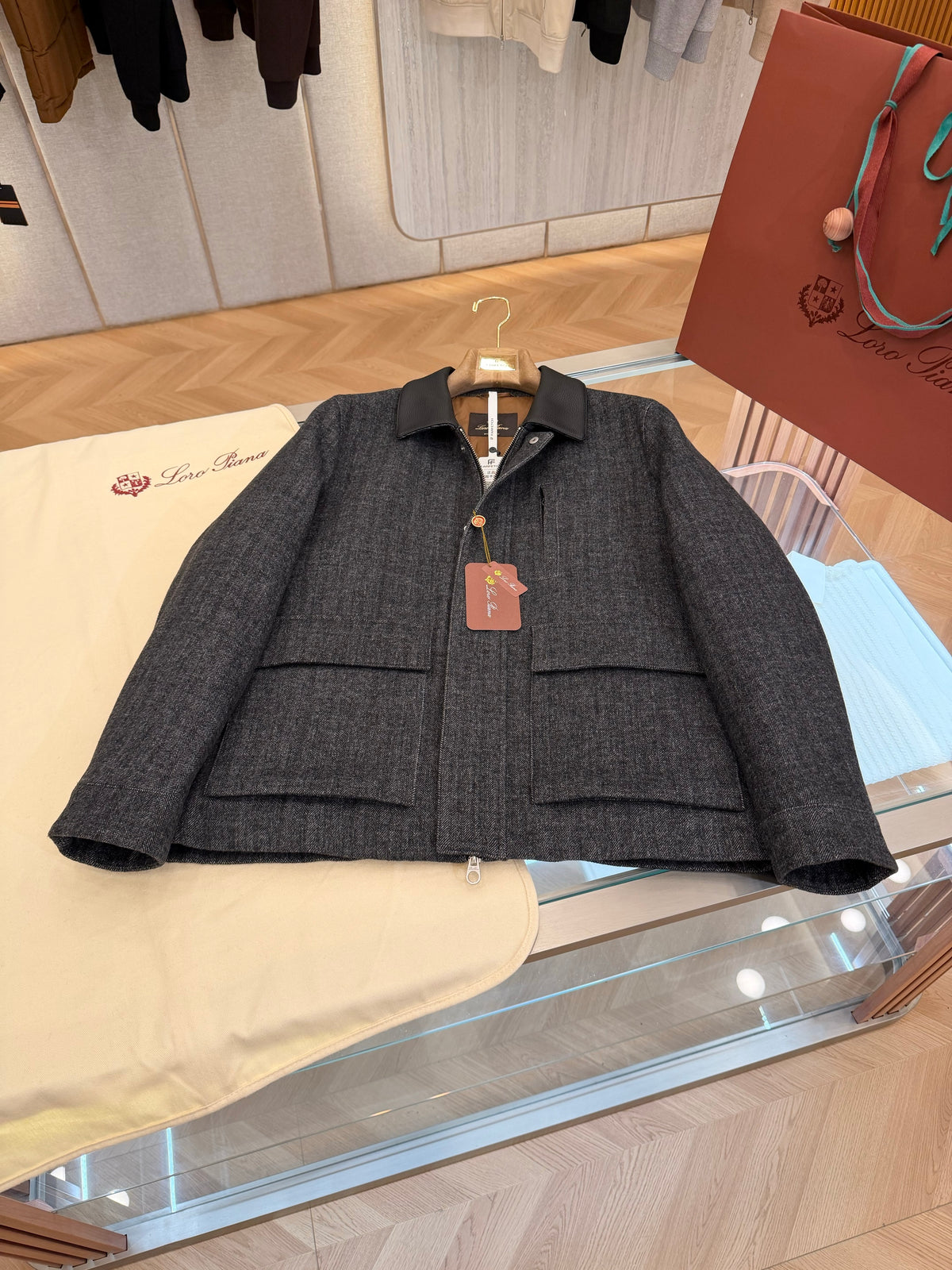 Leather collar down jacket