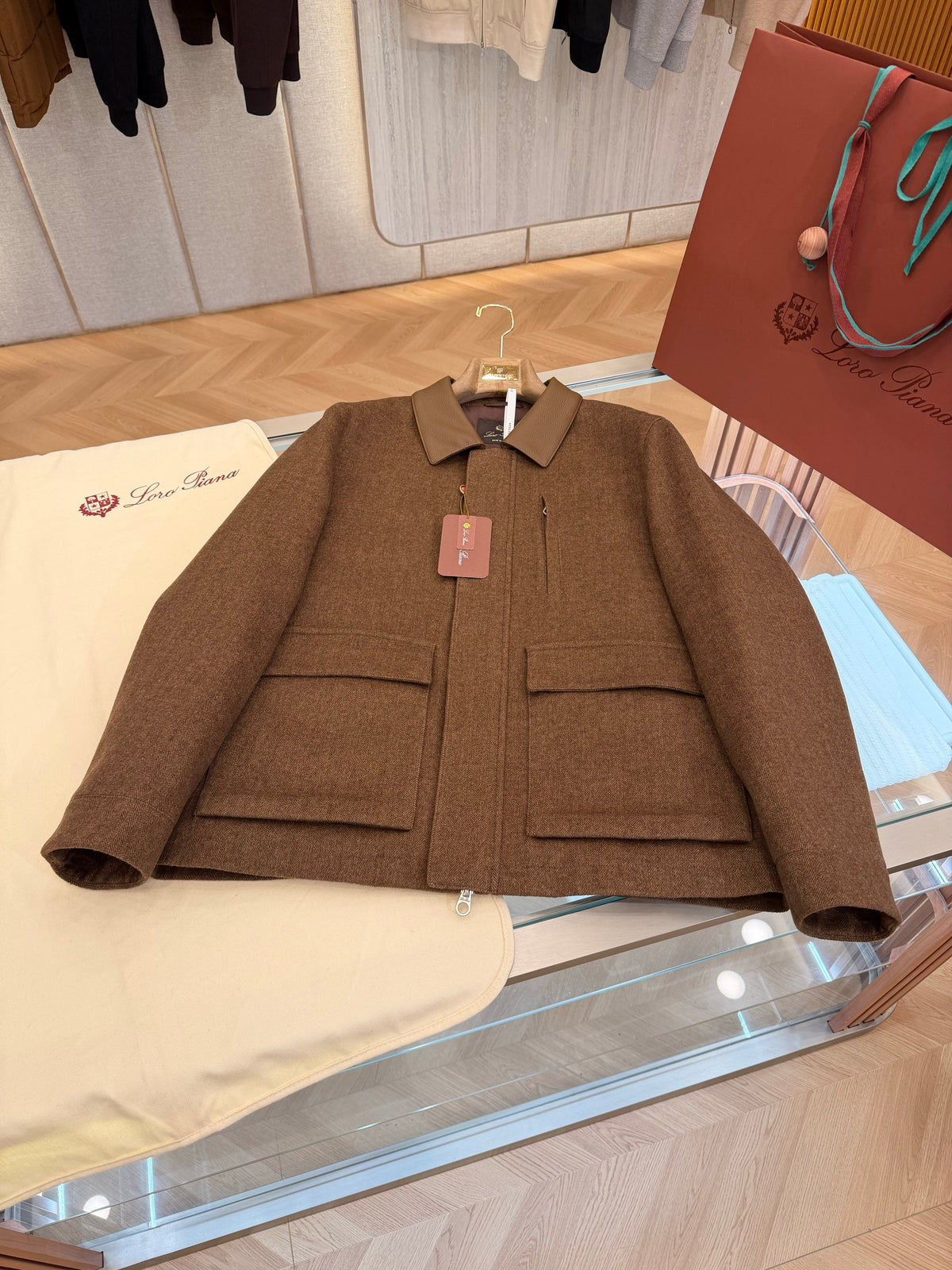 Leather collar down jacket