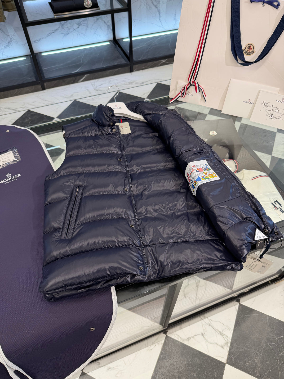 Tibb down vest